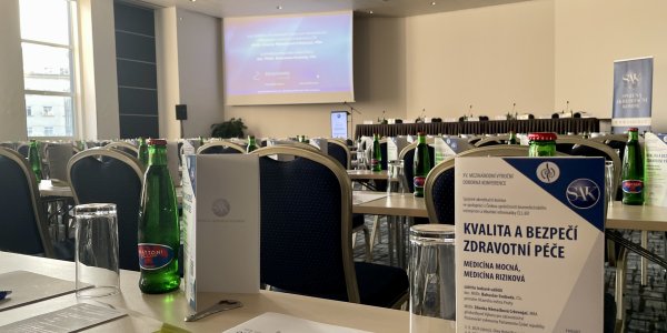 Ohlédnutí za 15. výroční mezinárodní konferencí SAK